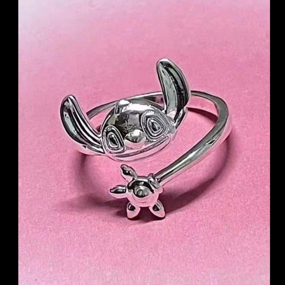 Silver Stitch Ring - Picture 3 of 5